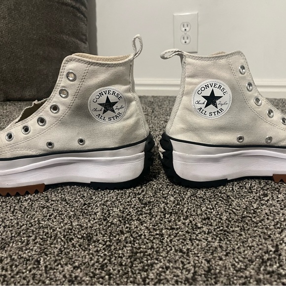 White run platform converse used, can be washed, comes without laces - Picture 3 of 3